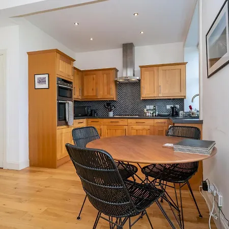 Pass The Keys Spacious 2beds Flat With Amazing Views Near The Meadows * Edimburgo