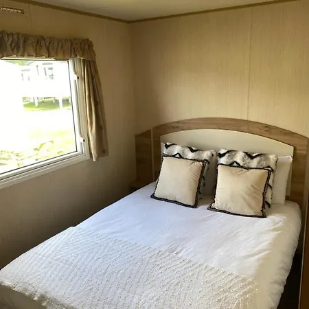 Edinburgh, Seton Sands Abi Horizon *