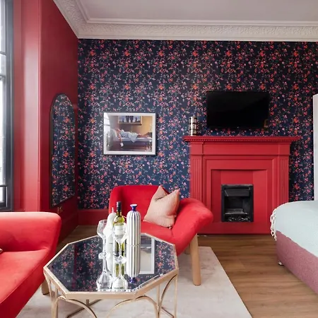 30 Castle Street Deluxe 3*