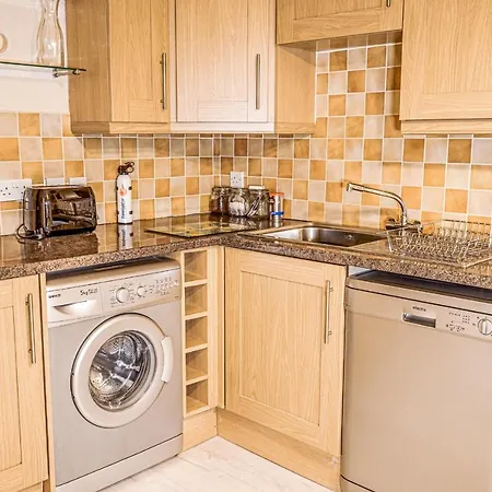 Silver Lining - Brunswick Amazing, Spacious 2 Bedrooms Apartamento