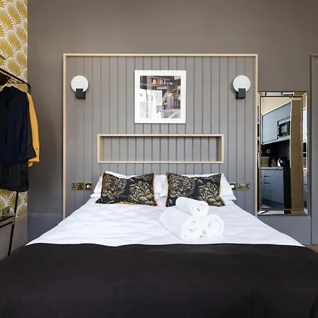 30 Castle Street Deluxe 3*