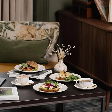 Aparthotel Heeton Concept Queen Street 4*