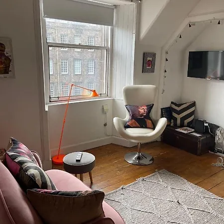 Apartment Joivy Stunning In Royal Mile *