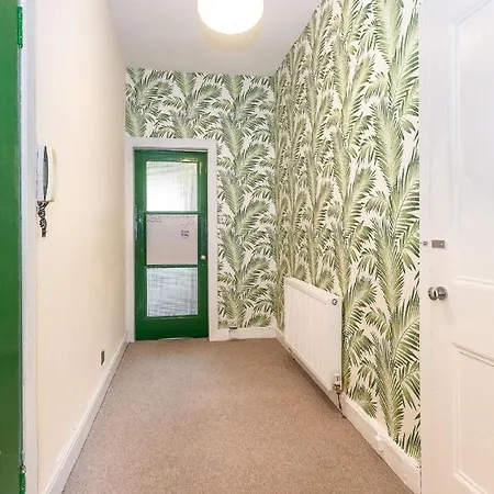 公寓 Spacious Edinburgh Apartment By The Shore - Free Street Parking 爱丁堡