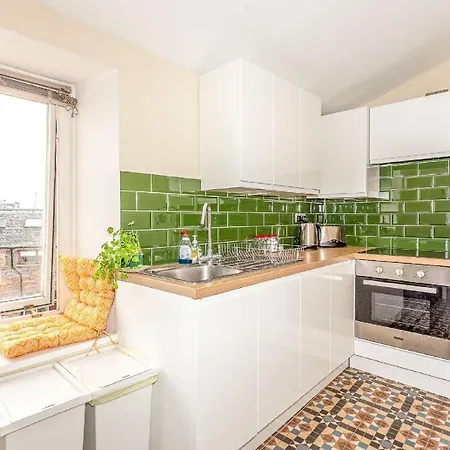 Spacious Edinburgh Apartment By The Shore - Free Street Parking * 爱丁堡
