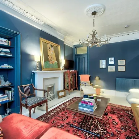 Guestready - Designer Chic 2Br Flat In Edinburgh New Town Appartamento Edimburgo