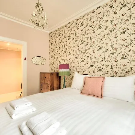 Guestready - Designer Chic 2Br Flat In Edinburgh New Town Appartamento Edimburgo