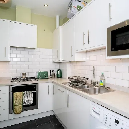 Pass The Keys Bright And Modern 2bed Flat In Chic Area Of The City דירה אדינבורו