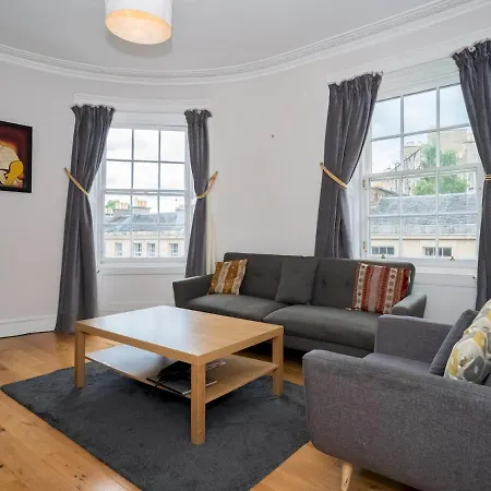Pass The Keys Bright And Modern 2bed Flat In Chic Area Of The City