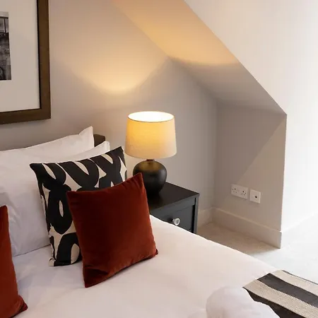 Joivy Luxury Flat Near Castle アパート エディンバラ