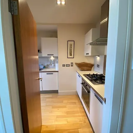Apartment Brunswick St *