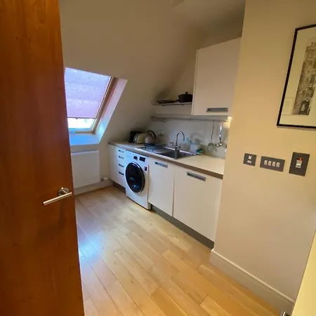 Brunswick St Apartment *