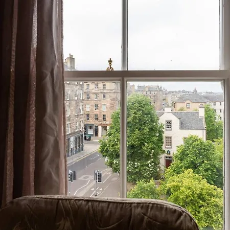Cosy 2 Bedroom In Old Town إدنبرة
