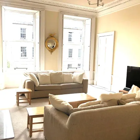 Beautiful Georgian New Town Flat Appartement