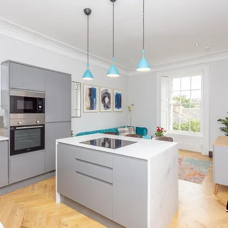Hamilton Place Stylish 1br-1ba In Stockbridge Edimburgo