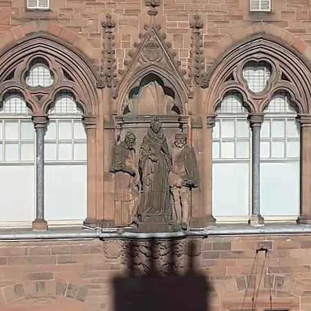 St Quarter 2 Bed Apartment