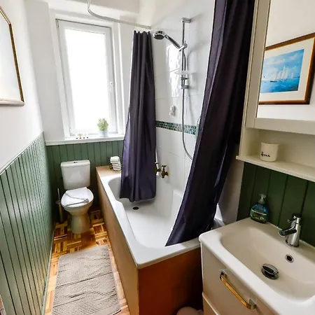 Lejlighed Guestready - Cozy And Comfy In Leith *