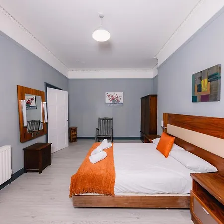Calton Hill Victorian Old Town Apartment *