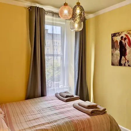 Cosy One Bedroom Flat In Center * Edinburgh