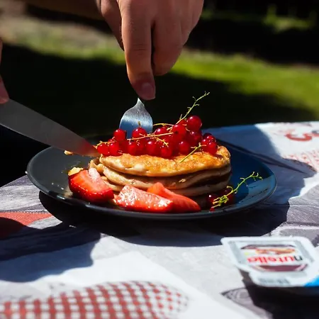 Lele's Flat - 15 Minutes To Airport & Centre