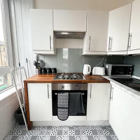 Bohemian 1br Flat In Abbeyhill *