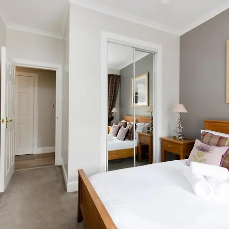 Altido West Nicolson Street Apartment *