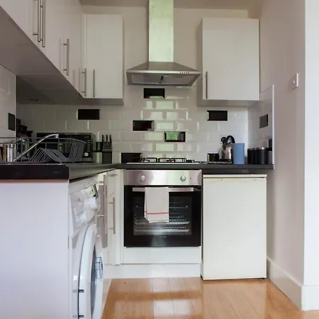 My Meadows, Centre Apartment, Sunny&spacious * Edinburgh