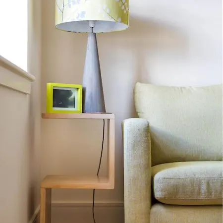 Brunswick St Apartment *