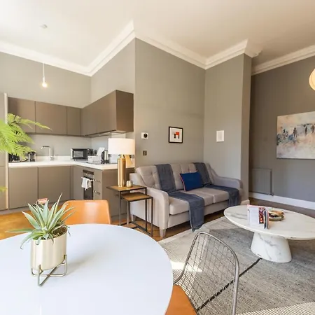 No1 - George Iv Bridge 에든버러