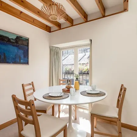 Joivy Charming Mews Flat Near The Dean Bridge *