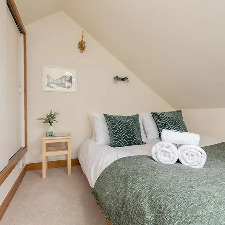 Appartamento Joivy Charming Mews Flat Near The Dean Bridge