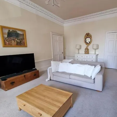 Beautiful Georgian New Town Flat Edinburgh