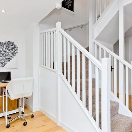 Dowies Mill Lane Holiday home Edinburgh