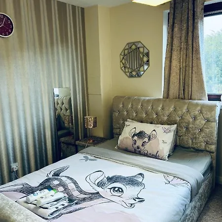 Lovely 1bed Serviced In Heart Of