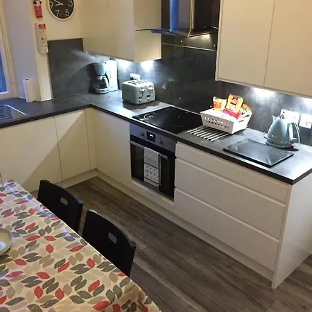 Central Edinburgh Apartment