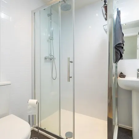 The Meadows Апартаменты *