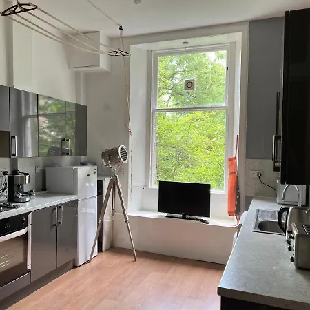 Specious Edinburgh Retreat With Famous Park Views شقة *