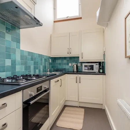Joivy Charming Mews Flat Near The Dean Bridge Edimburgo