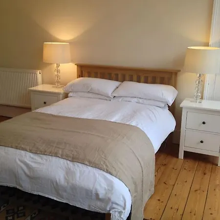 Beautiful Georgian New Town Flat