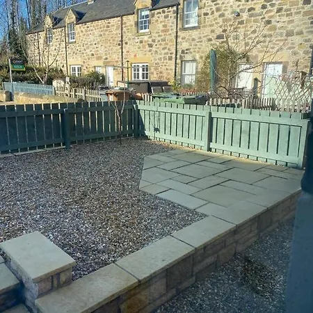 Luxurious 3 Bedroom With 2 Parking Spaces * Edinburgh