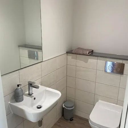 Luxurious 3 Bedroom With 2 Parking Spaces Holiday home
