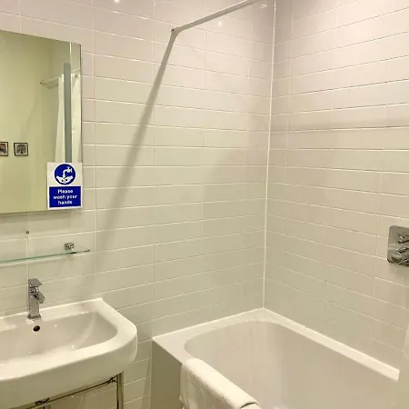 Royal Mile Mansions By