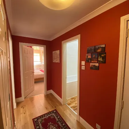 Royal Mile Mansions By