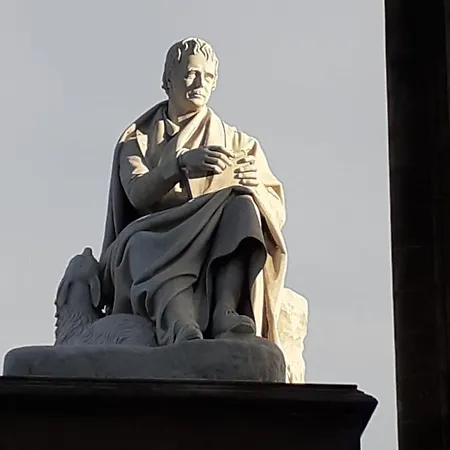 St Quarter 2 Bed Edinburgh