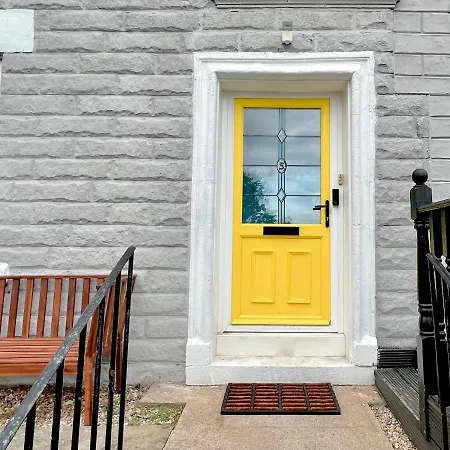 Roost Hill - Free Parking Zone Edimburgo