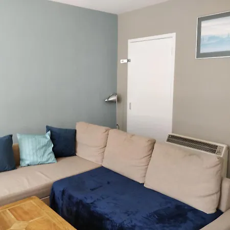 One Bedroom Websters Land Flat - Grassmarket