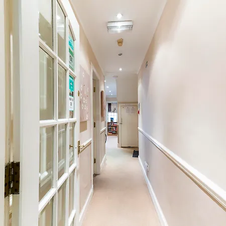 Arden Guest House, Craigmillar Castle Hotel 3*