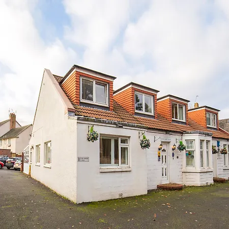 Arden Guest House, Craigmillar Castle 3*