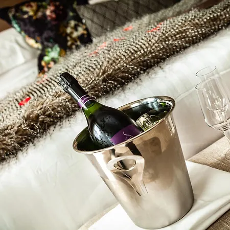 Nira Caledonia 4* Edinburgh