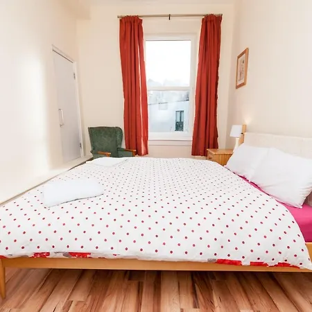Apartment Charming Large Centre